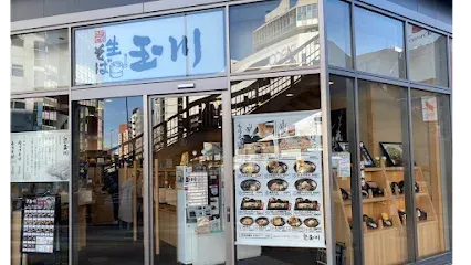 A compact soba shop with quick seating near Kinshicho Station.
