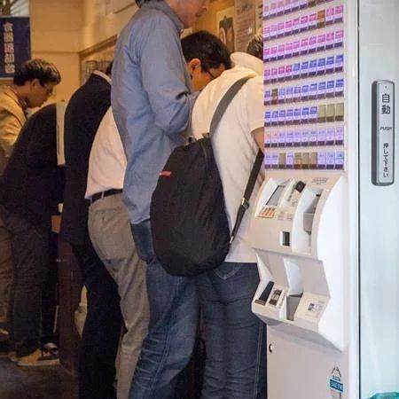 Why Tokyo Eats Standing Up