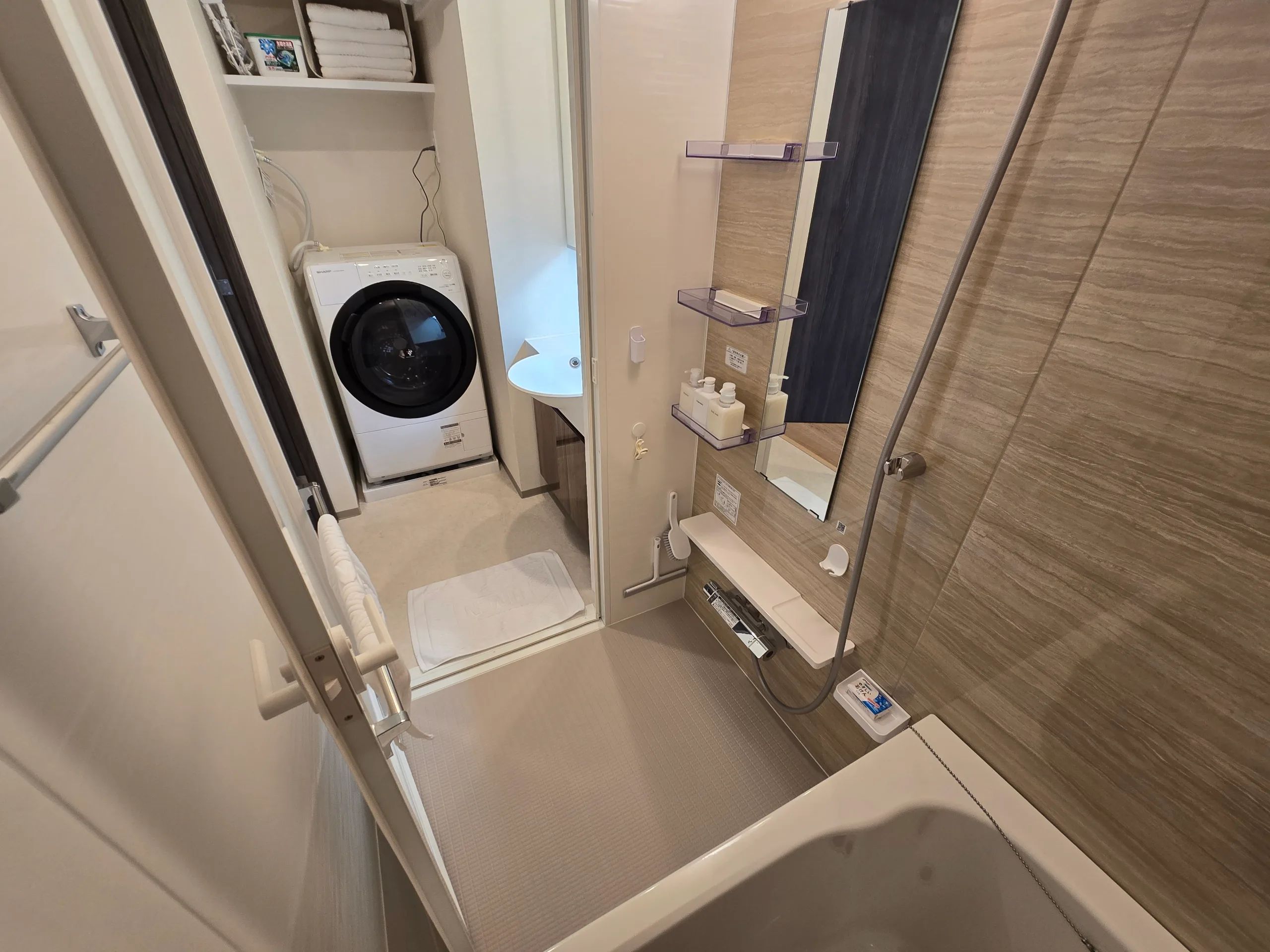 HIVEN Kinshicho BK 1402 - Skytree View (21)