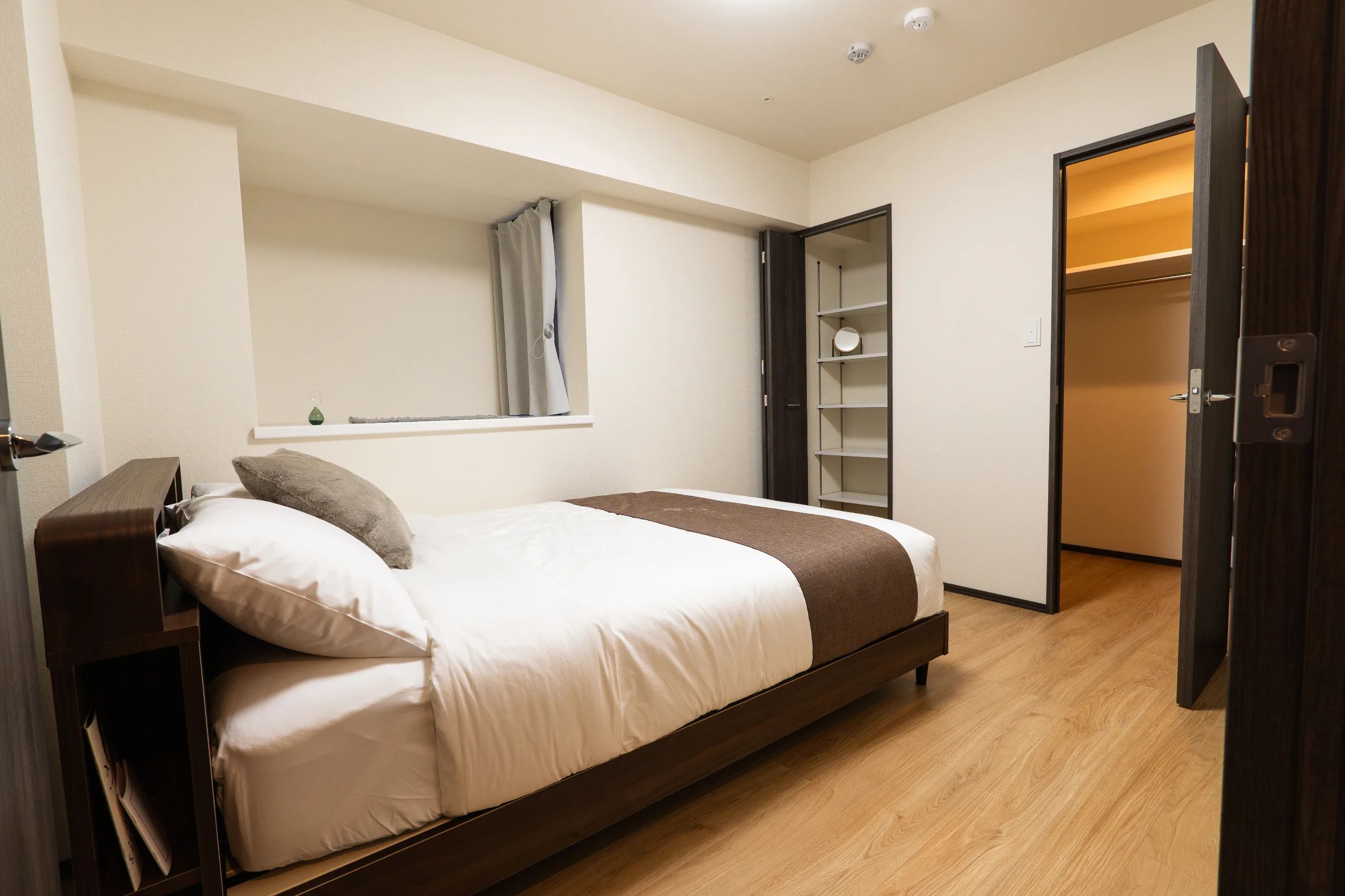 BK 1101 | Skytree View — bathroom