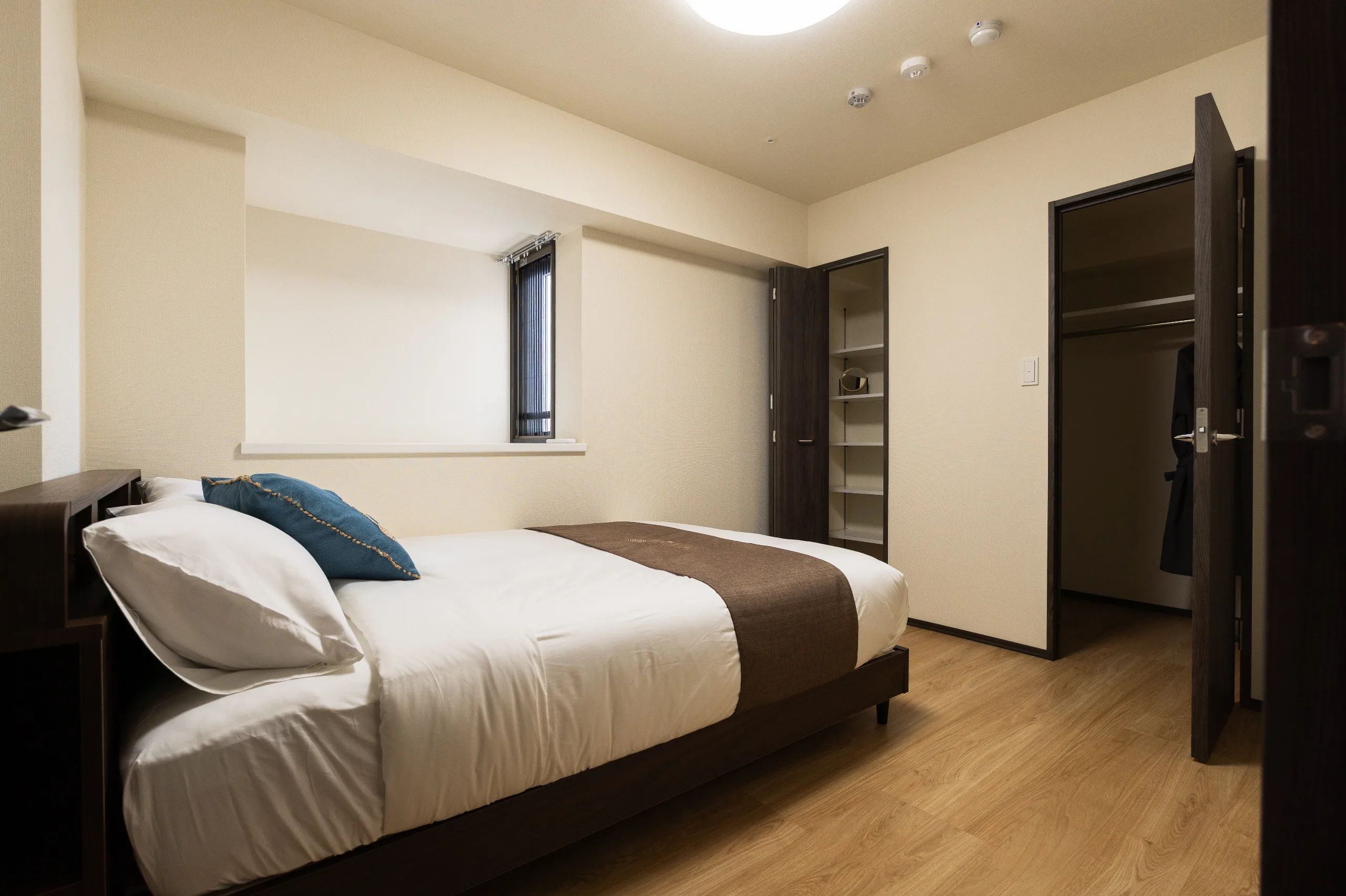 BK 701 | Standard Floor